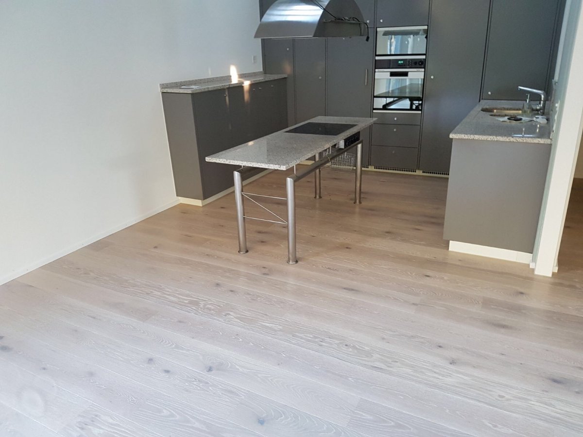 Verlegung 90 m2 BW Villapark Eiche Farina, EFH Hausen am Albis